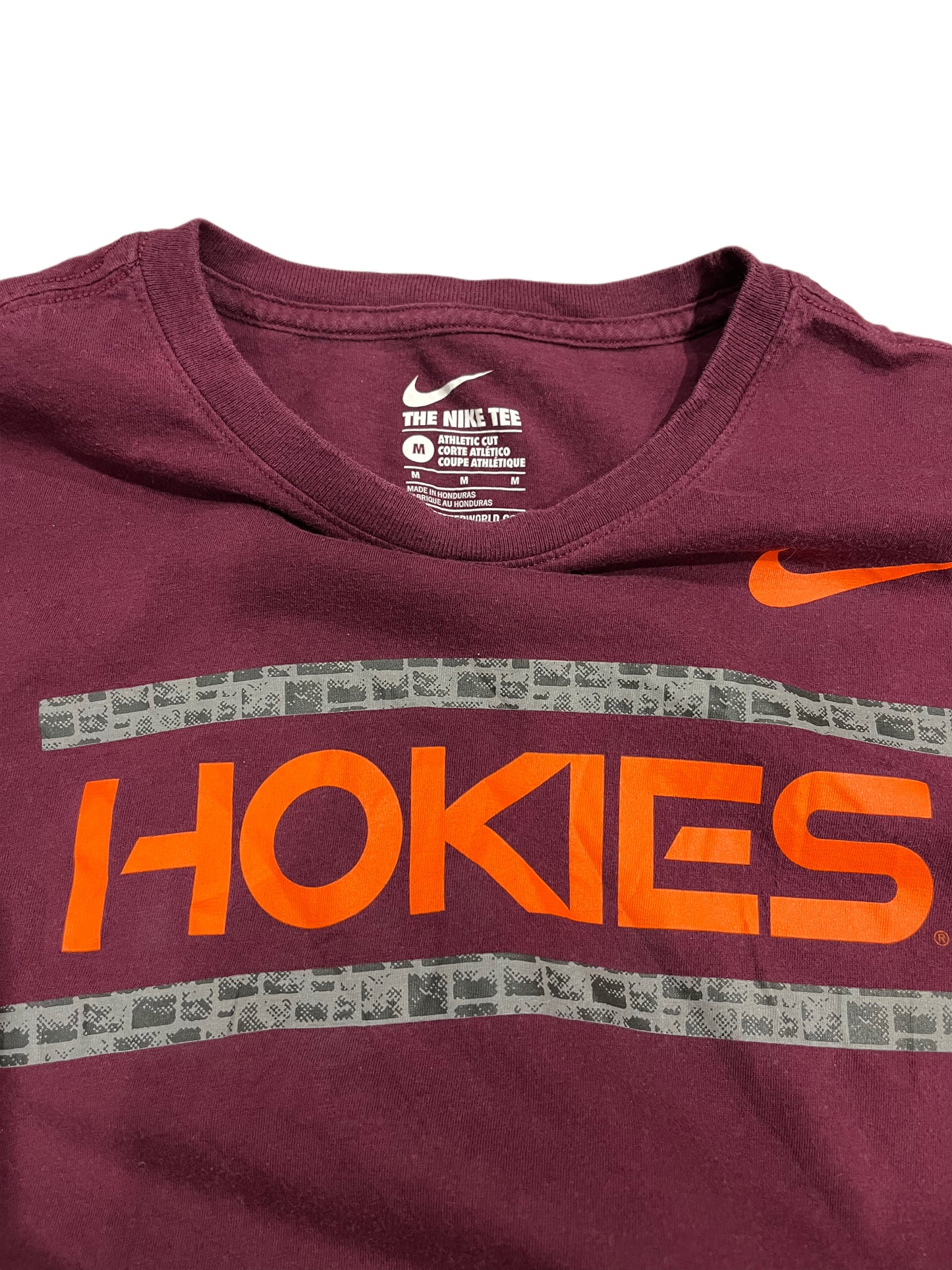 NIKE HOKIES T SHIRT SIZE M