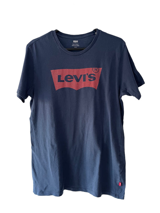 LEVIS T SHIRT SIZE M