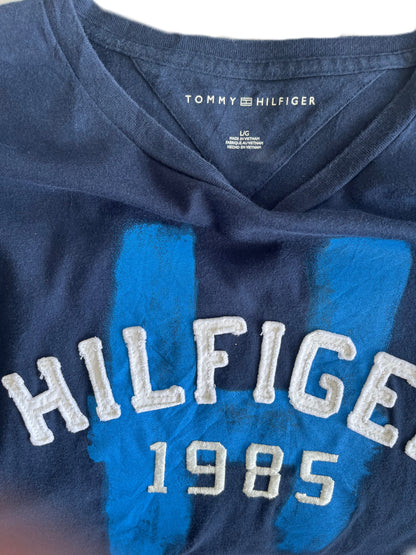 TOMMY HILFIGER T SHIRT SIZE L